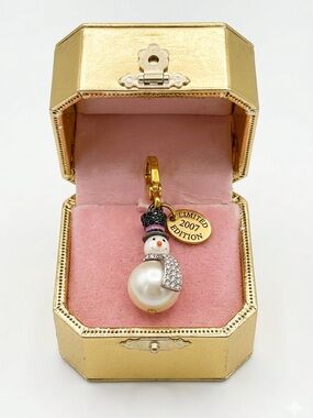 RARE Juicy Couture 2007 Limited Edition Snowman Charm Y2K Pearl Vintage w/ Box